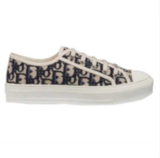 D**r Deep Blue *Beige laces*